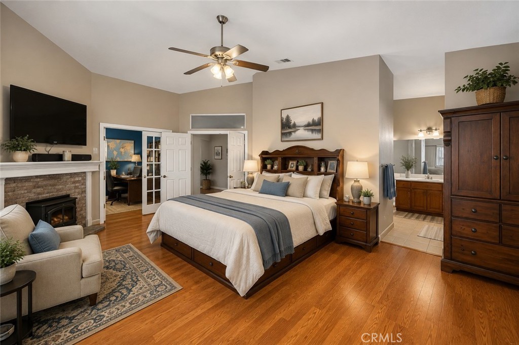 13997 Riverside Property Photo 34