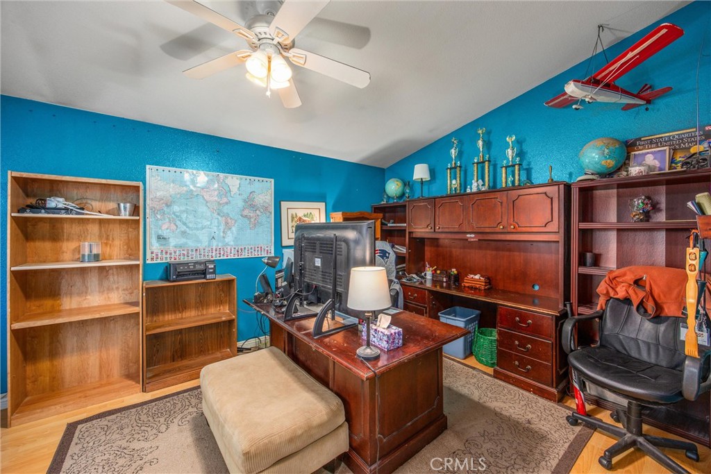 13997 Riverside Property Photo 39