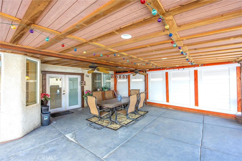 13997 Riverside Property Photo 42