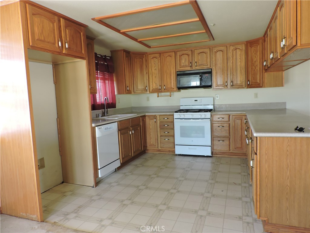 5480 Sunnyslope Property Photo 6