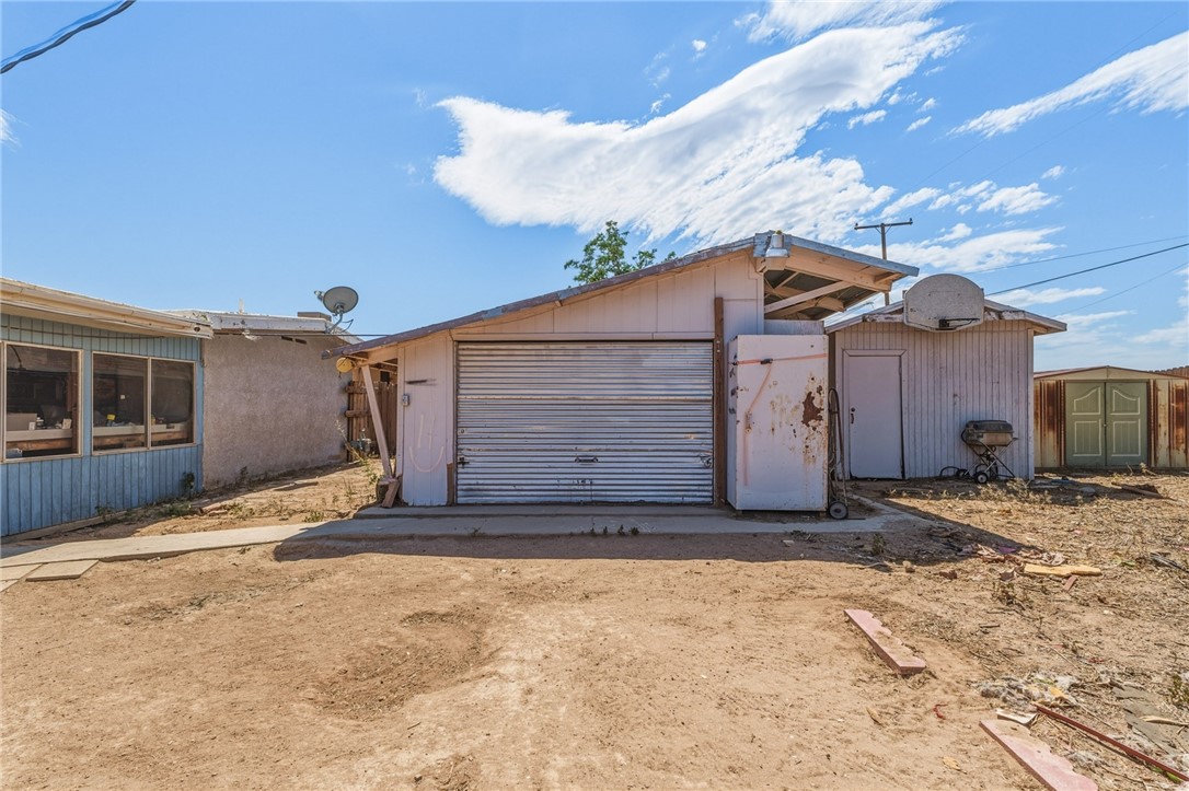 525 E. Williams. St Property Photo 33