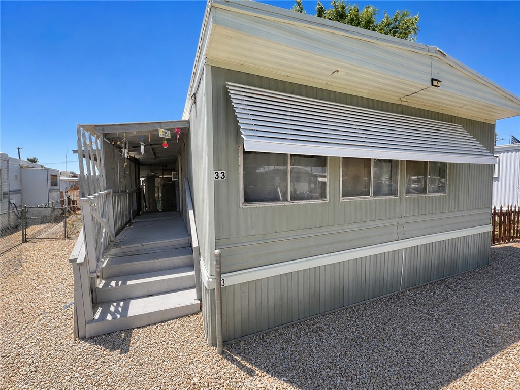 22325 US Highway 18 33 Property Photo 1