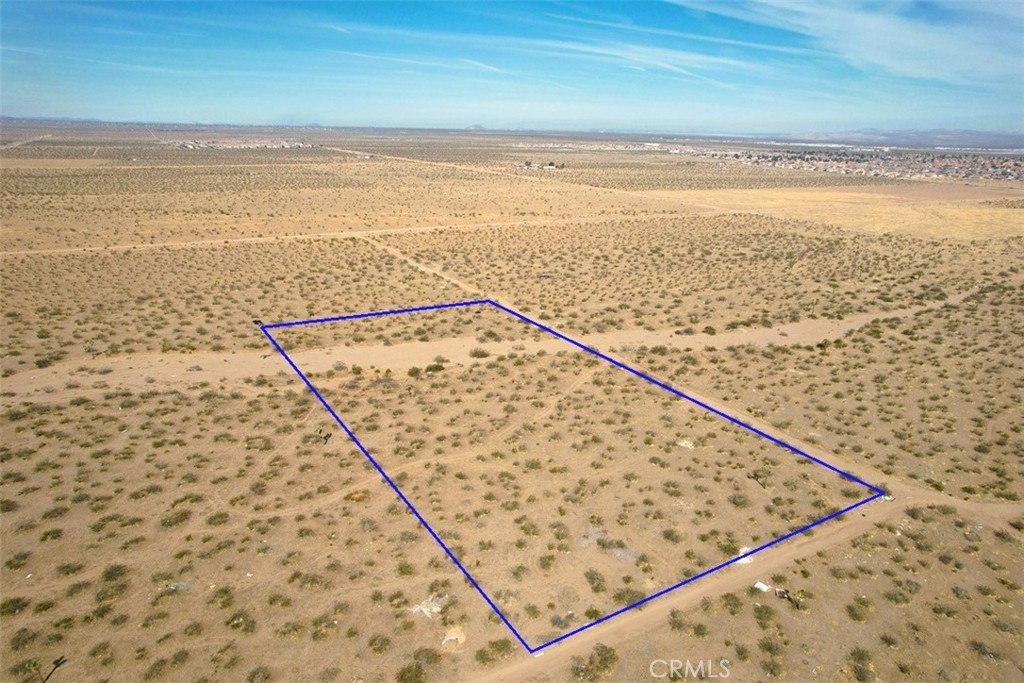 8 Maricopa Road Property Photo 3