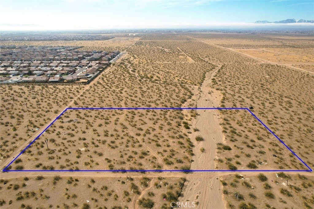 8 Maricopa Road Property Photo 5
