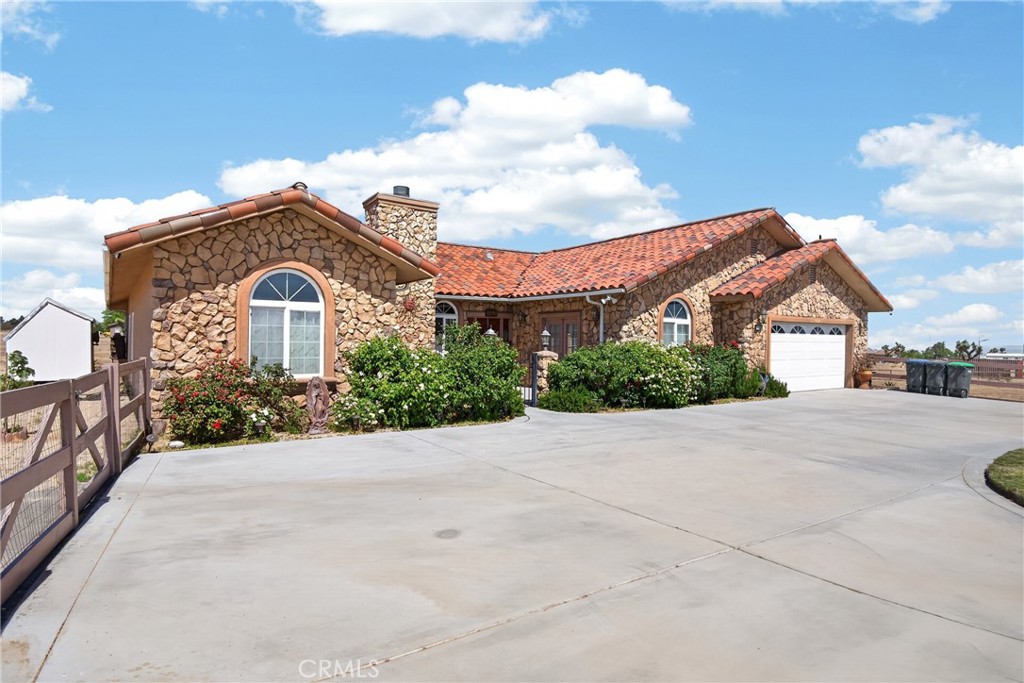 11380 Rochester Property Photo 1
