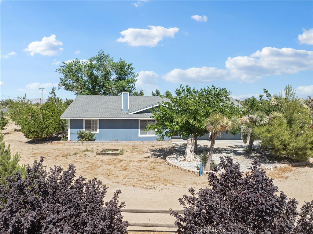 10925 Buttonwood Property Photo 1