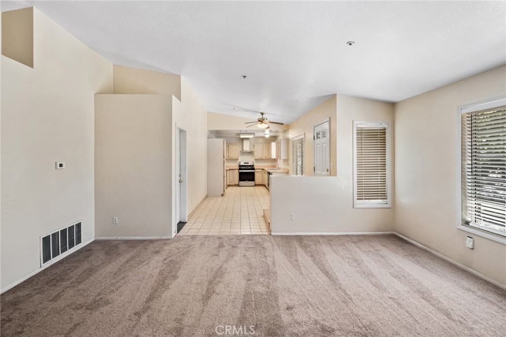 10925 Buttonwood Property Photo 7