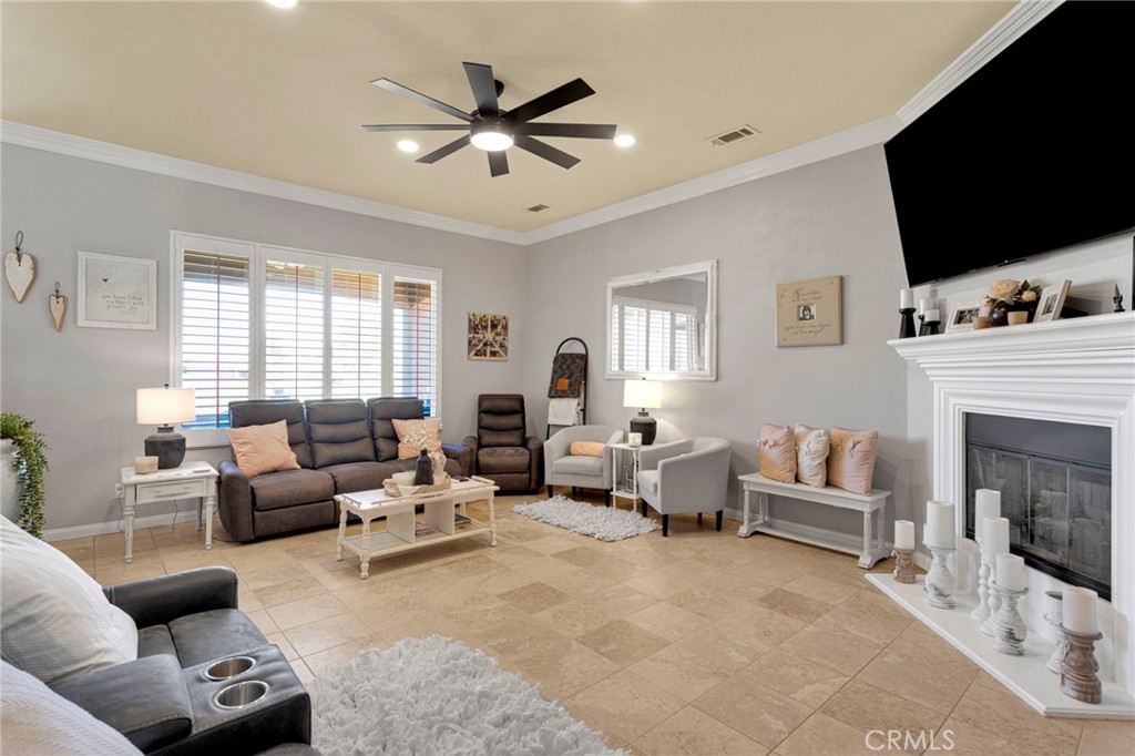 10927 Katepwa Street Property Photo 14