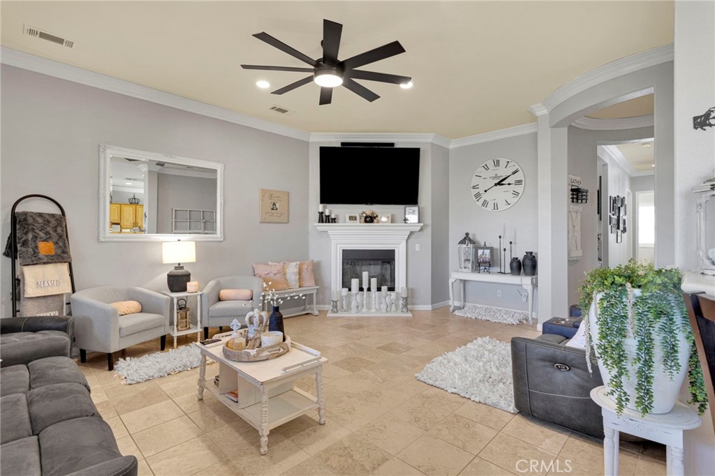 10927 Katepwa Street Property Photo 17