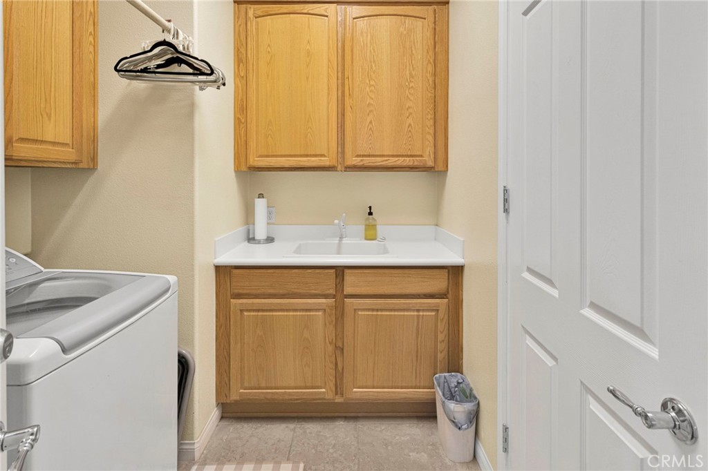10927 Katepwa Street Property Photo 39