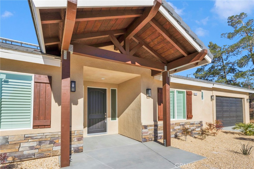 12763 Cypress Avenue Property Photo 1