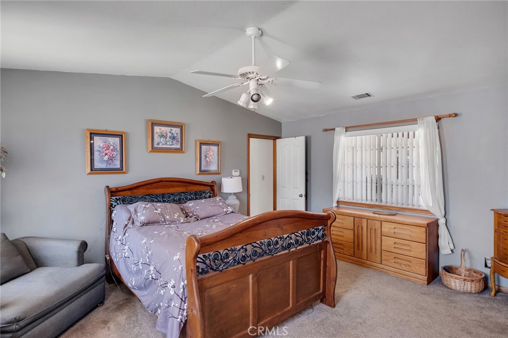 11631 Whitehaven Property Photo 34