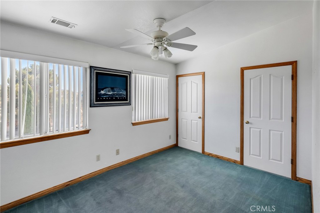 11631 Whitehaven Property Photo 38