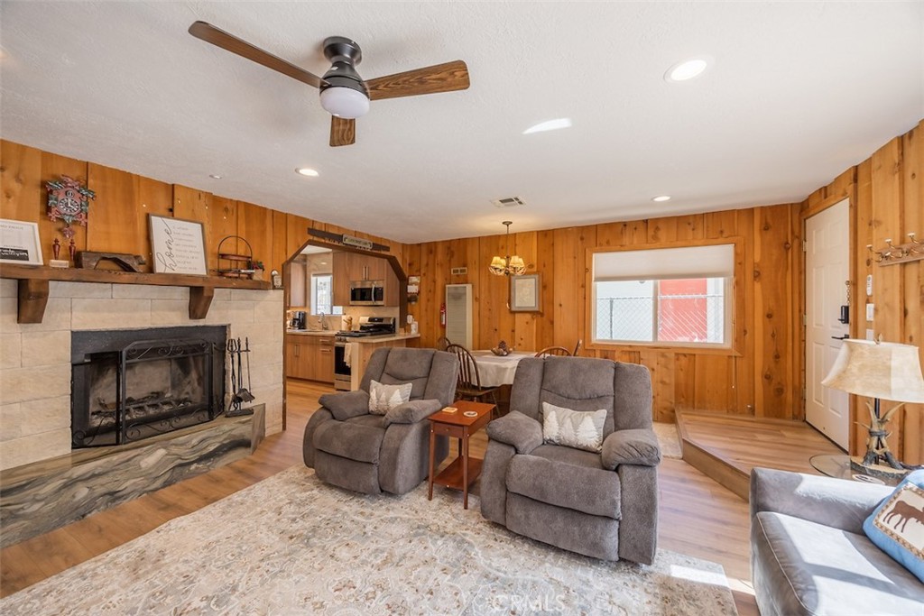 803 Robinhood Boulevard Property Photo 15