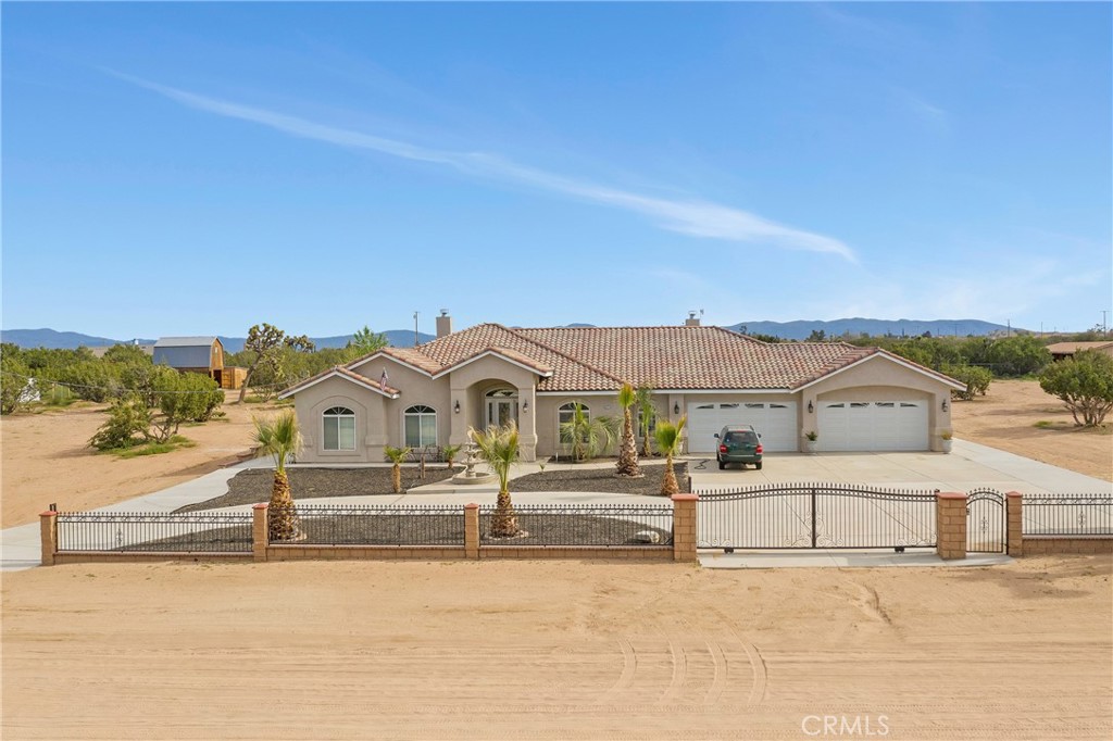 12771 Cedar Property Photo 1