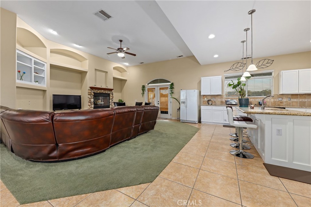 12771 Cedar Property Photo 13