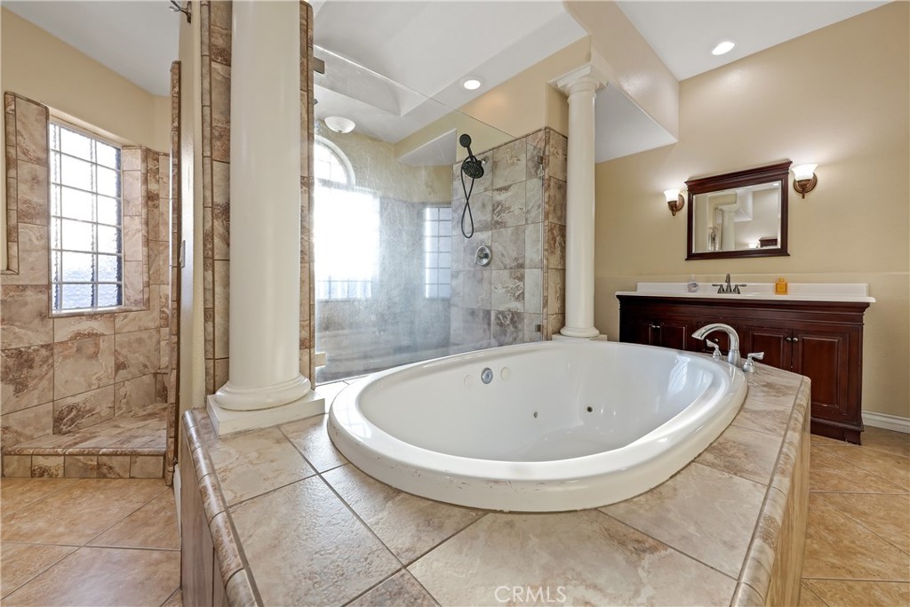 12771 Cedar Property Photo 17