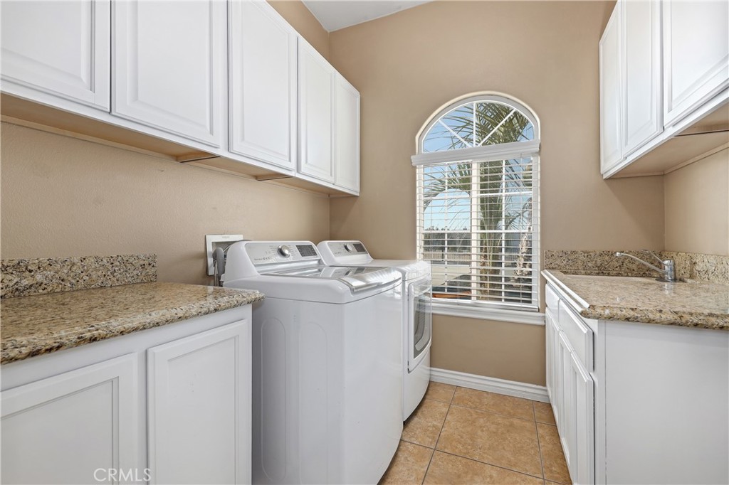 12771 Cedar Property Photo 23