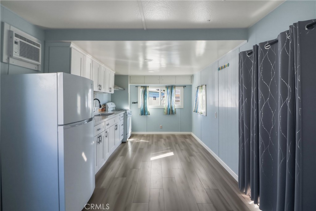 9020 Somerset Boulevard 19 Property Photo 1