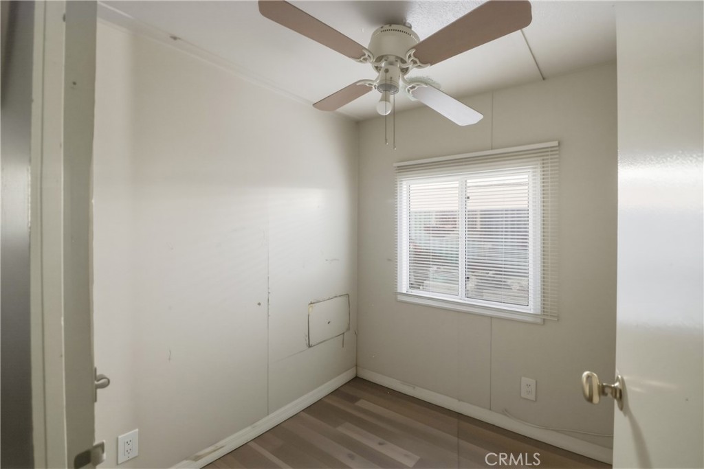 9020 Somerset Boulevard 19 Property Photo 10