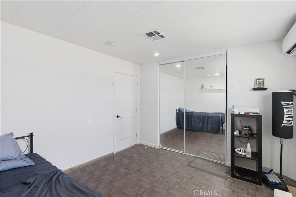 5885 Dos Palmas Property Photo 21