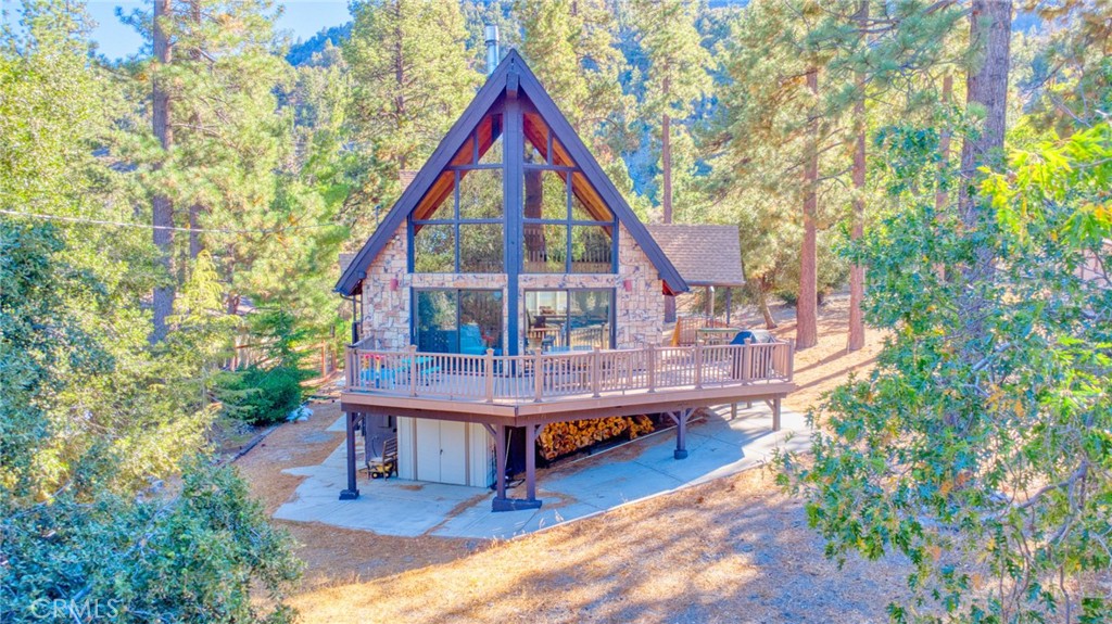 1604 Blackbird Property Photo 1