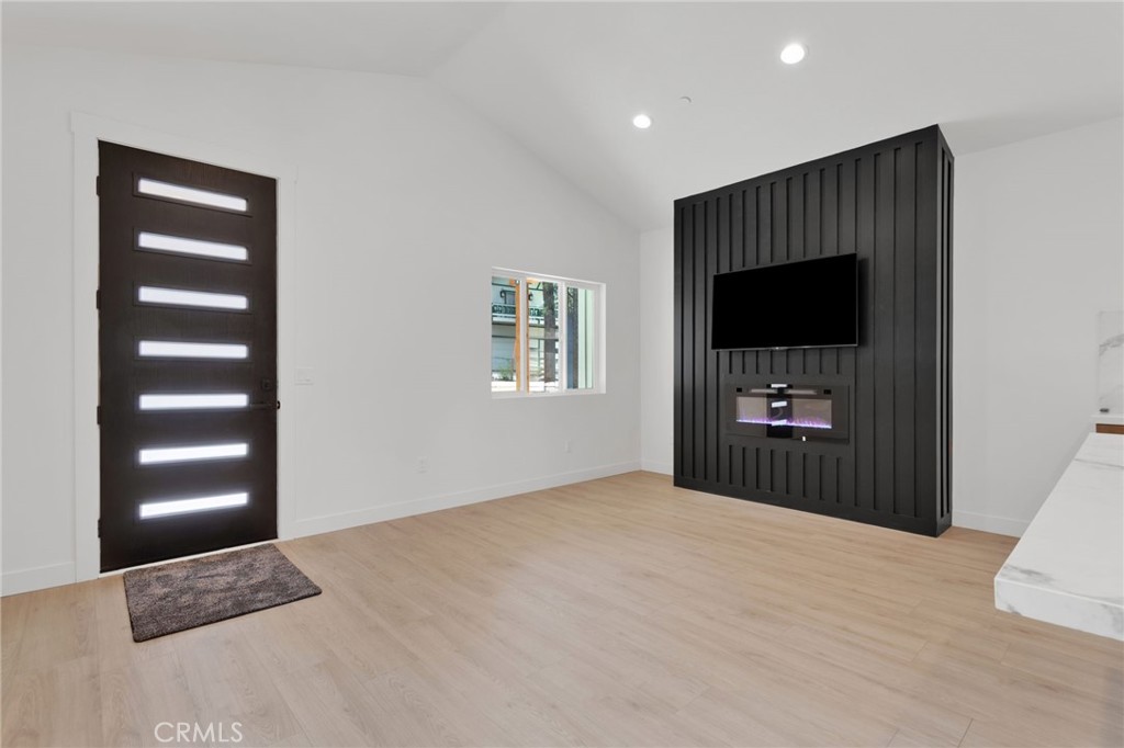 40166 Esterly Property Photo 8