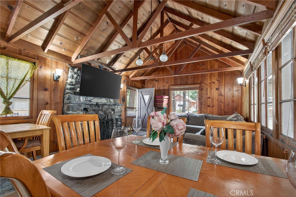1674 Twin Lakes Property Photo 7
