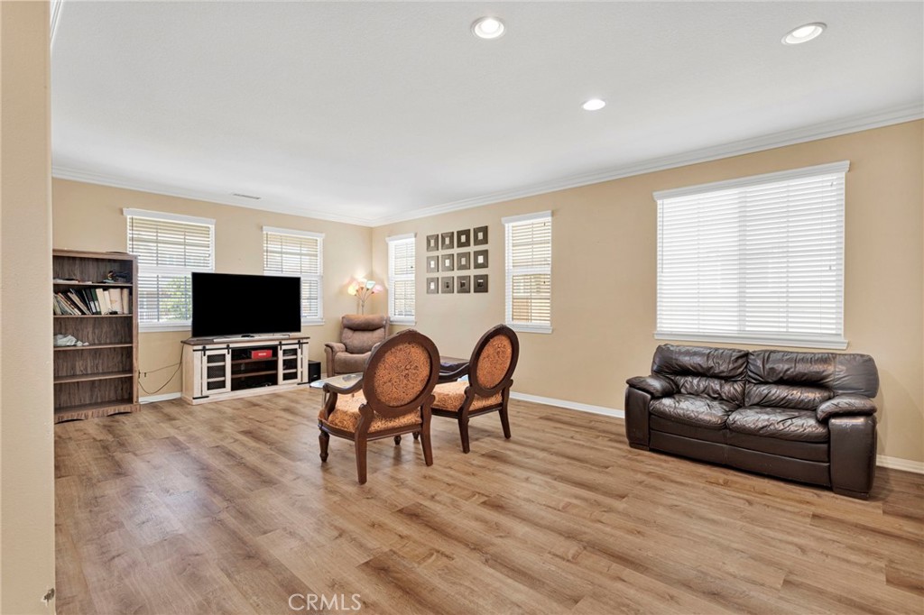 13059 Heywood Street Property Photo 8