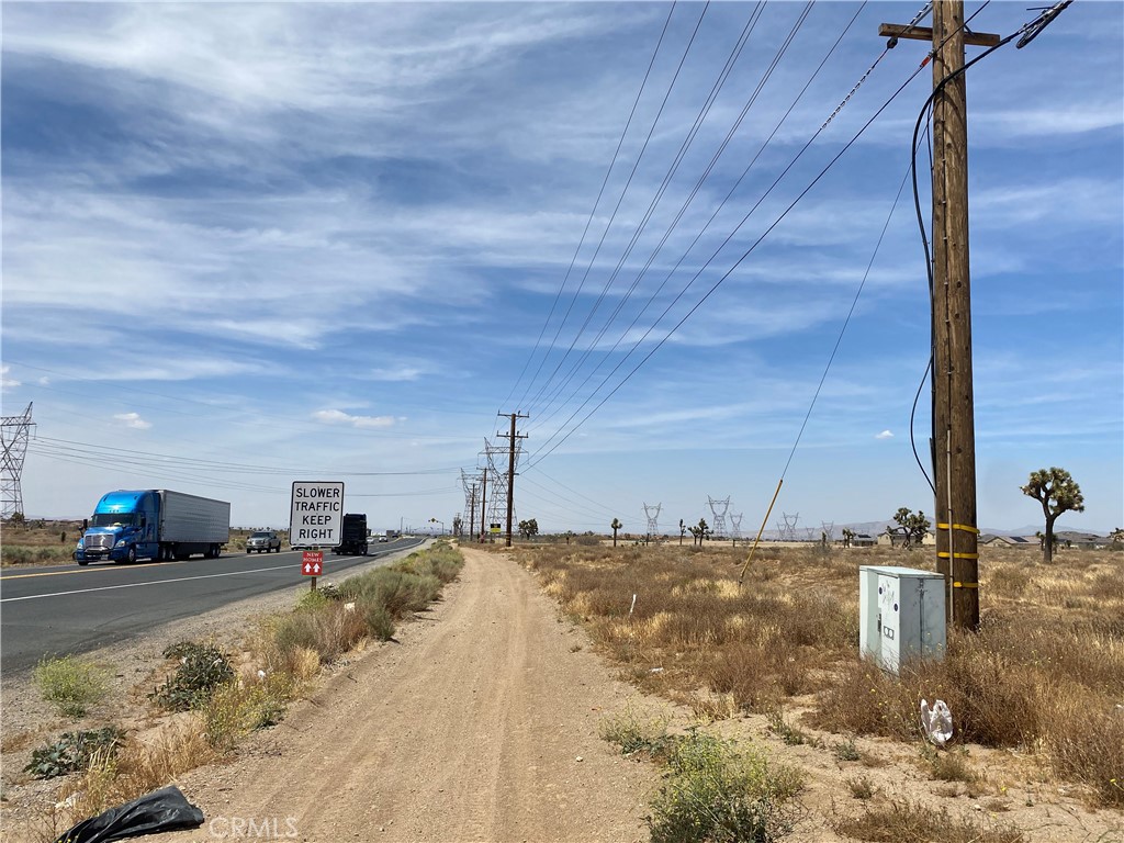 0 Highway 395 Property Photo 1