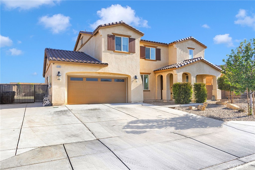 12285 Del Sur Property Photo 1