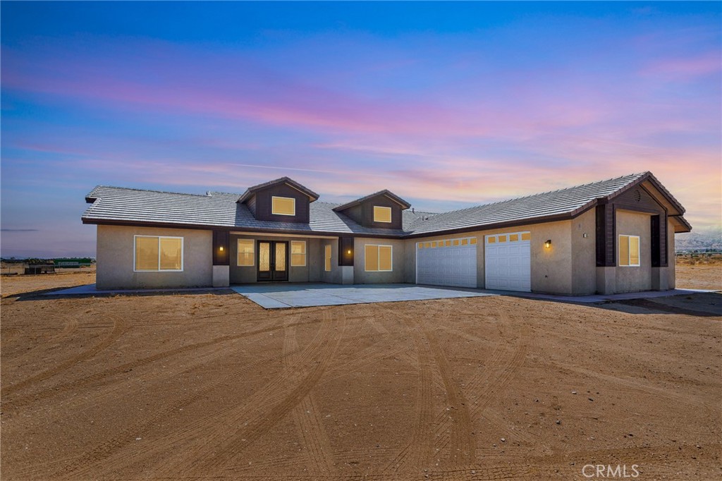 10055 Eaby Property Photo 3