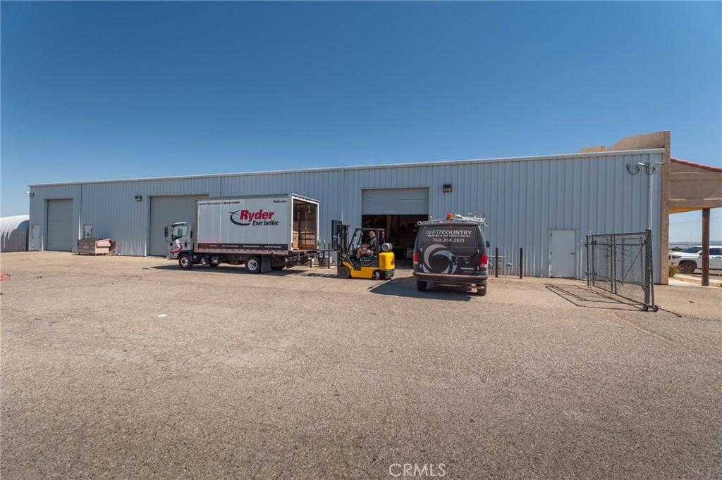 10350 10360 I Avenue Property Photo 12