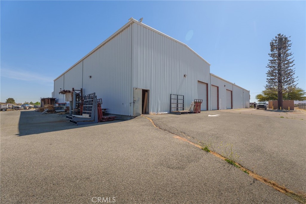 10350 10360 I Avenue Property Photo 14
