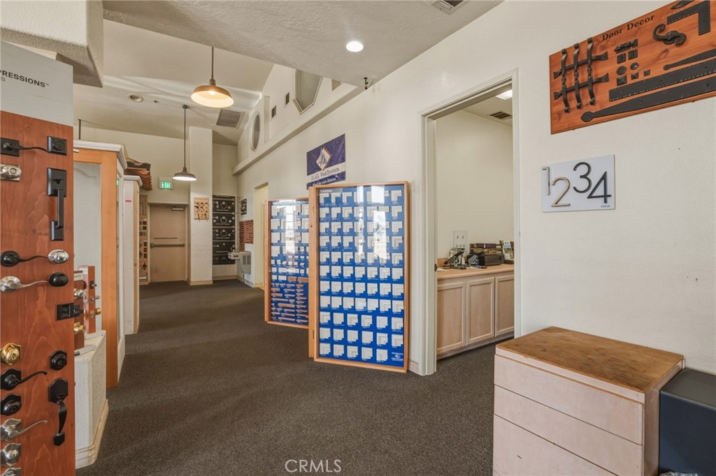 10350 10360 I Avenue Property Photo 29