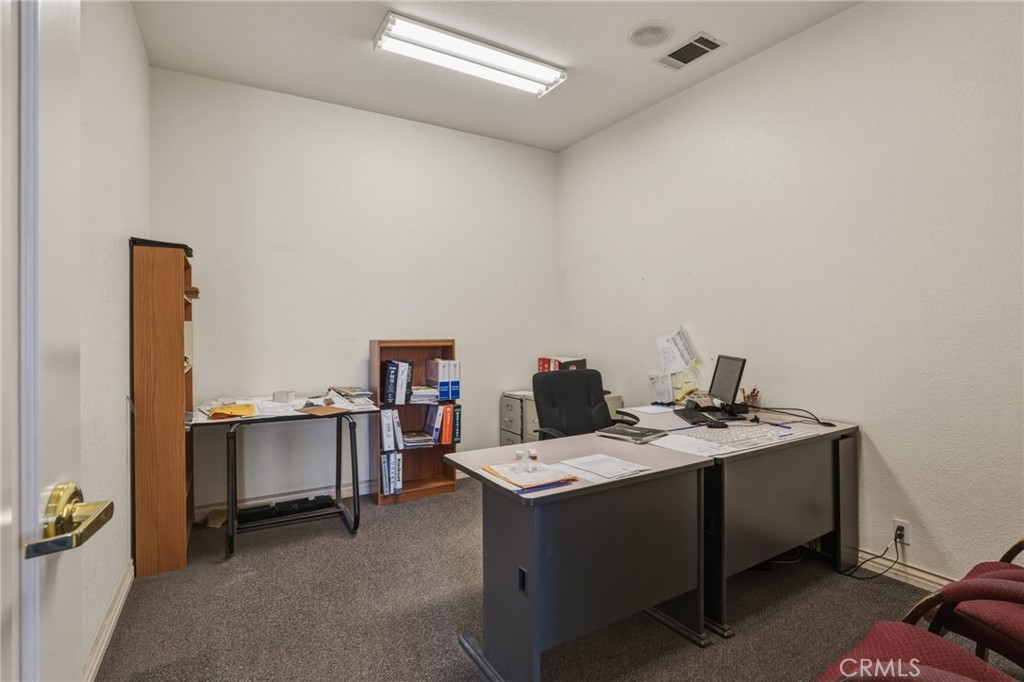 10350 10360 I Avenue Property Photo 37
