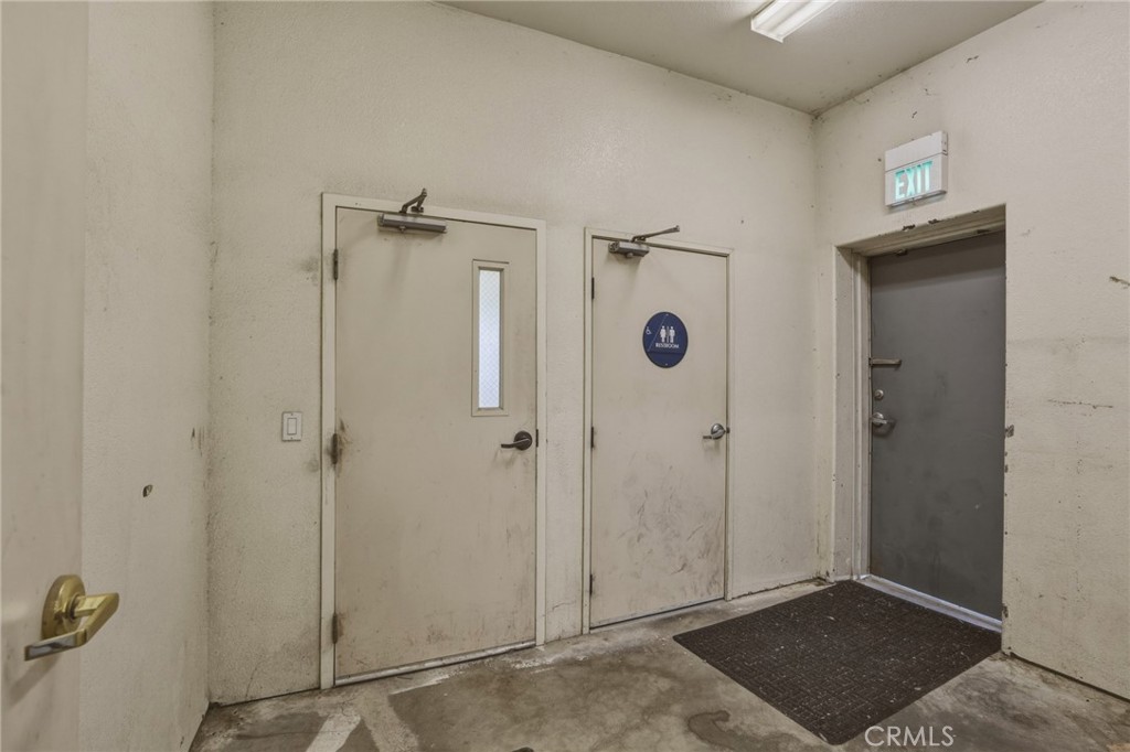 10350 10360 I Avenue Property Photo 72