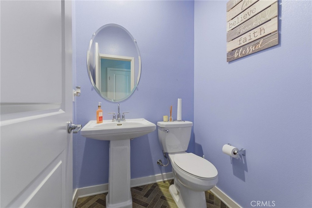 16049 Narni Property Photo 16