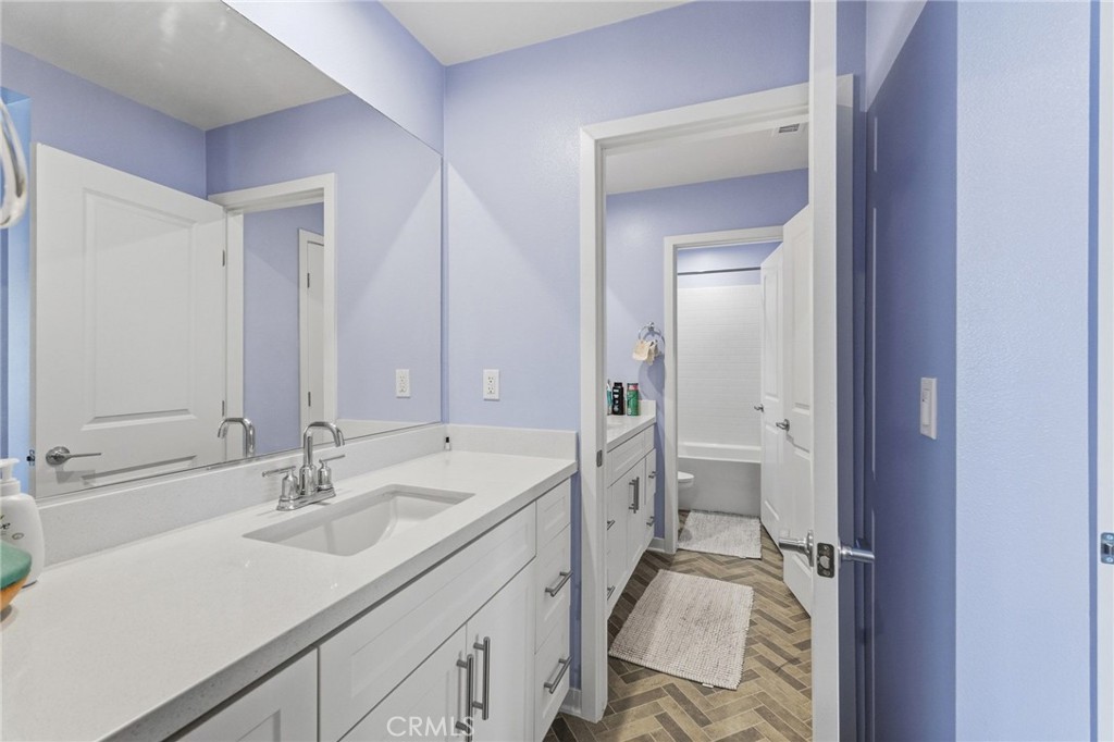 16049 Narni Property Photo 28