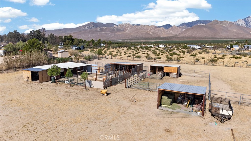 5229 Carr Property Photo 10