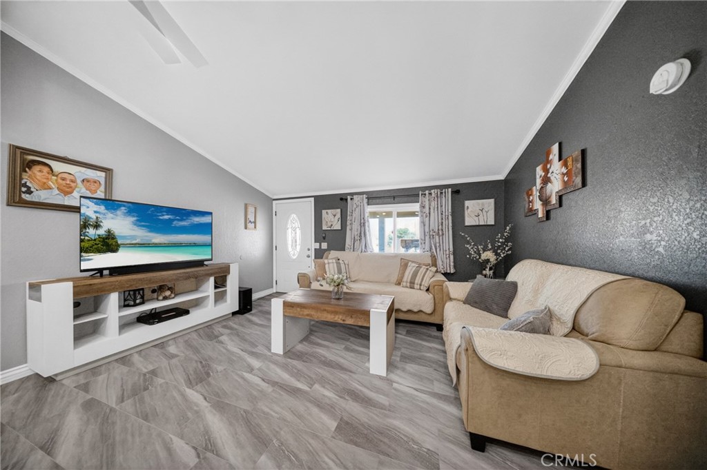 5229 Carr Property Photo 15