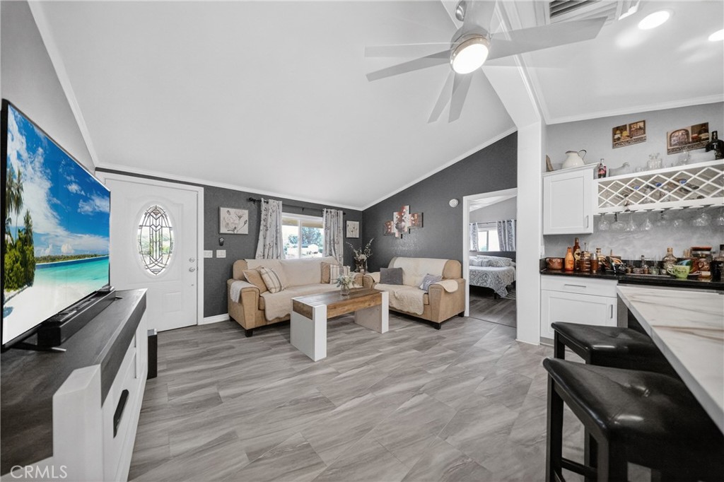 5229 Carr Property Photo 16