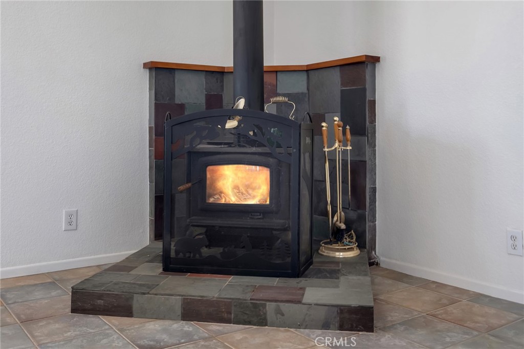 12736 Oasis Property Photo 9