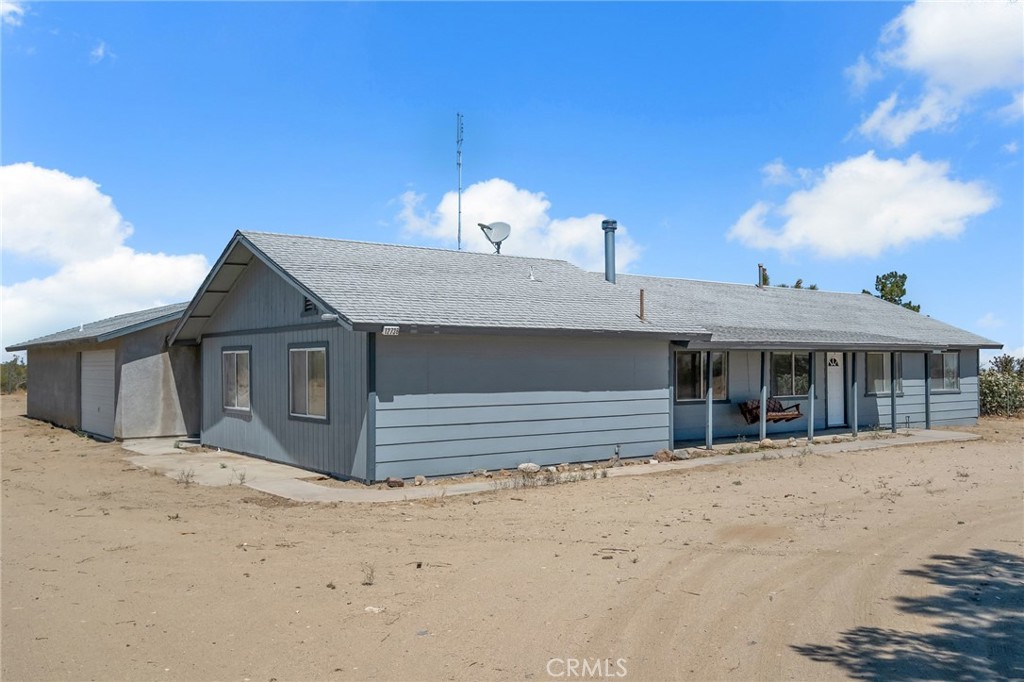 12736 Oasis Property Photo 33