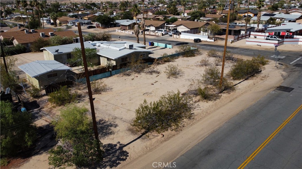 703 Sunnyslope Drive Property Photo 4