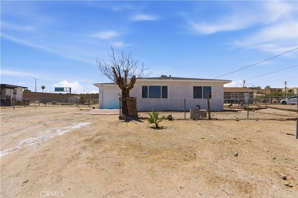 831 Las Amigas Drive Property Photo 3