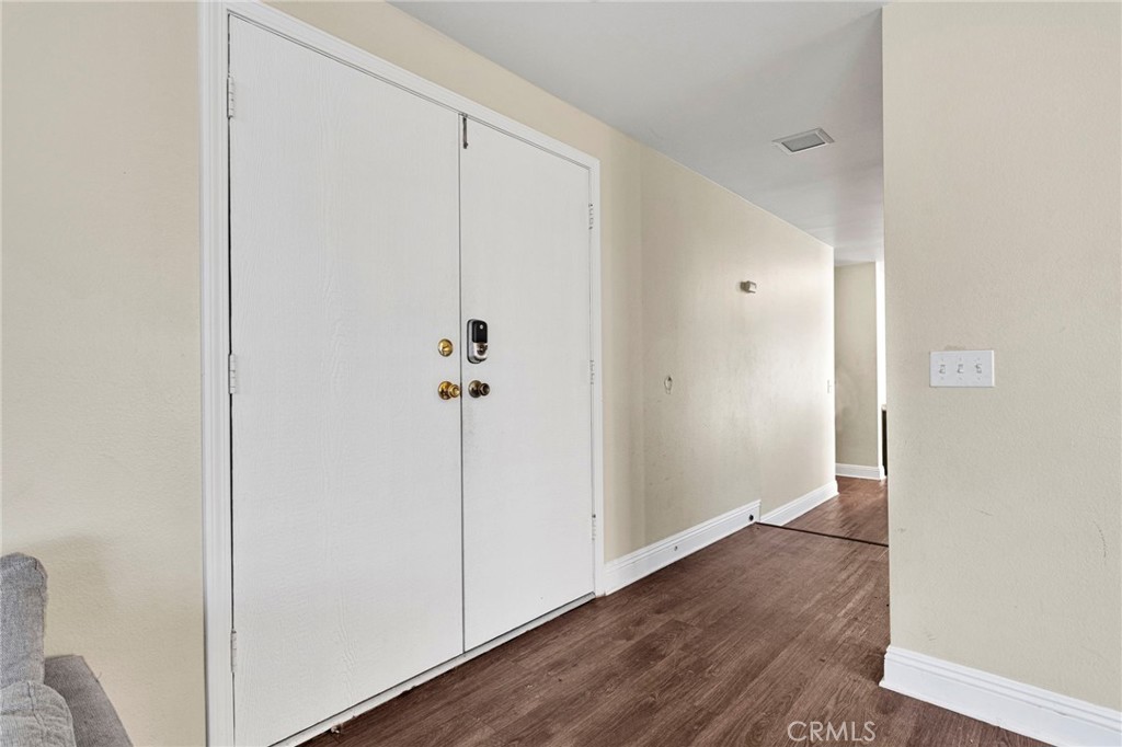 1087 Baseline Road Property Photo 6