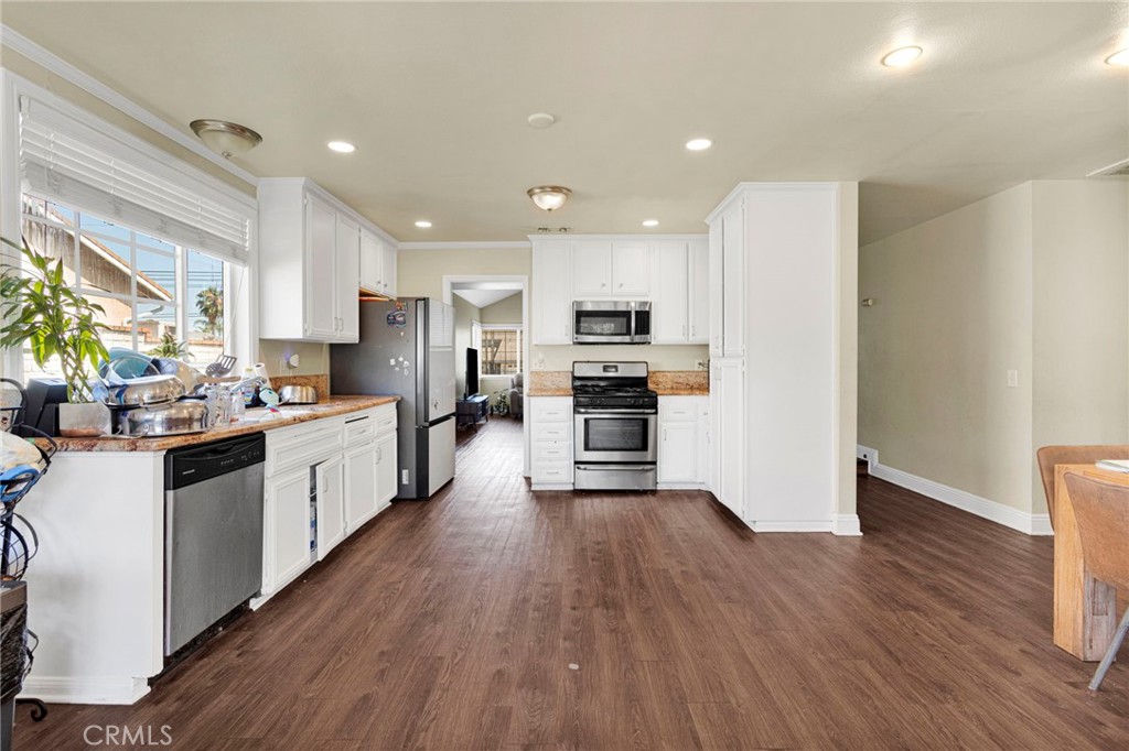 1087 Baseline Road Property Photo 14