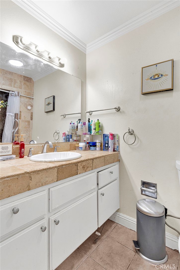 1087 Baseline Road Property Photo 18