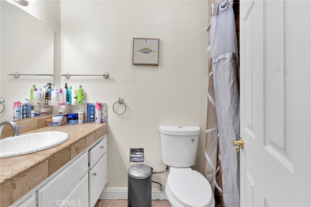 1087 Baseline Road Property Photo 19